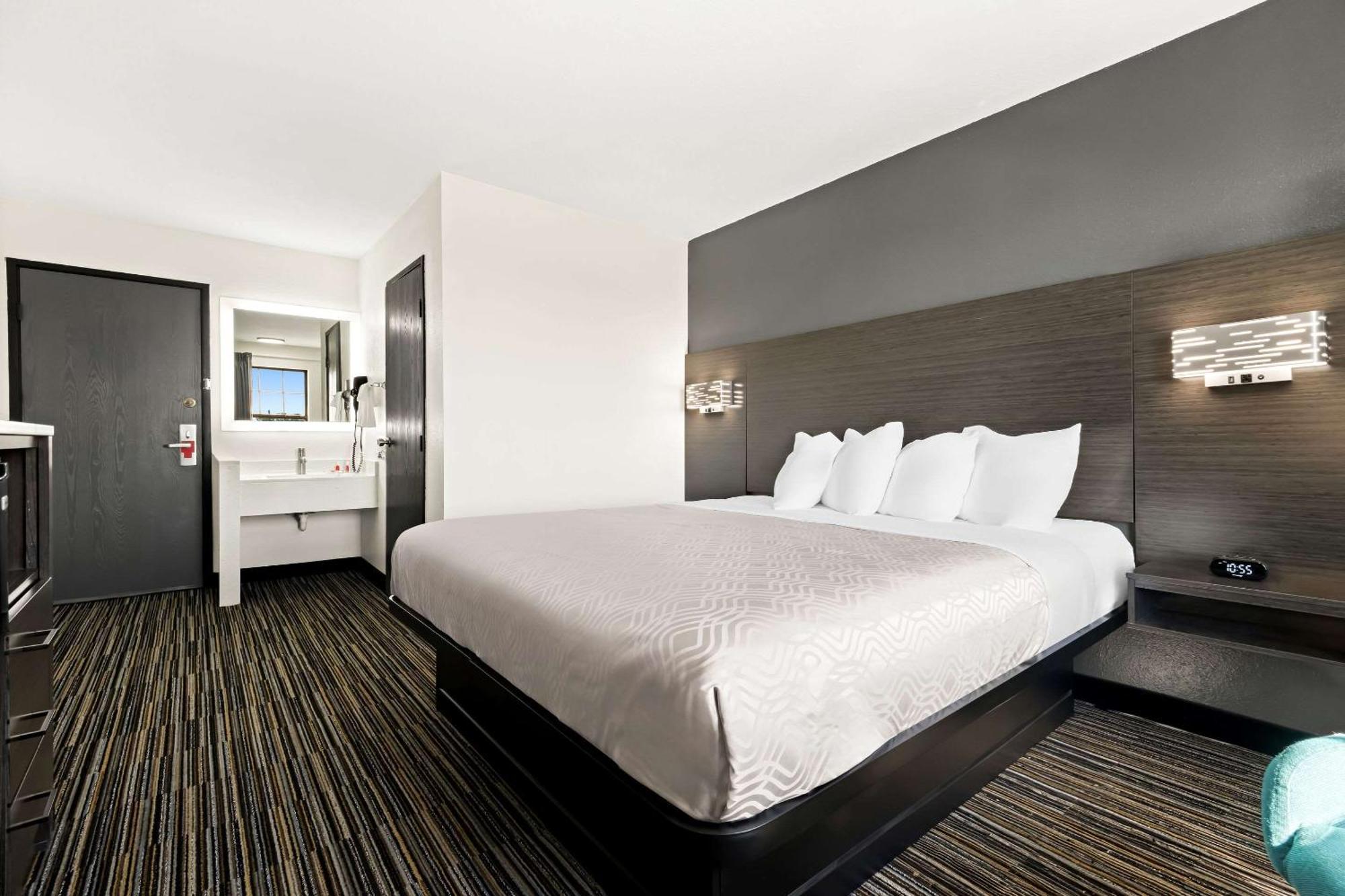 Econo Lodge Дюмес Екстер'єр фото