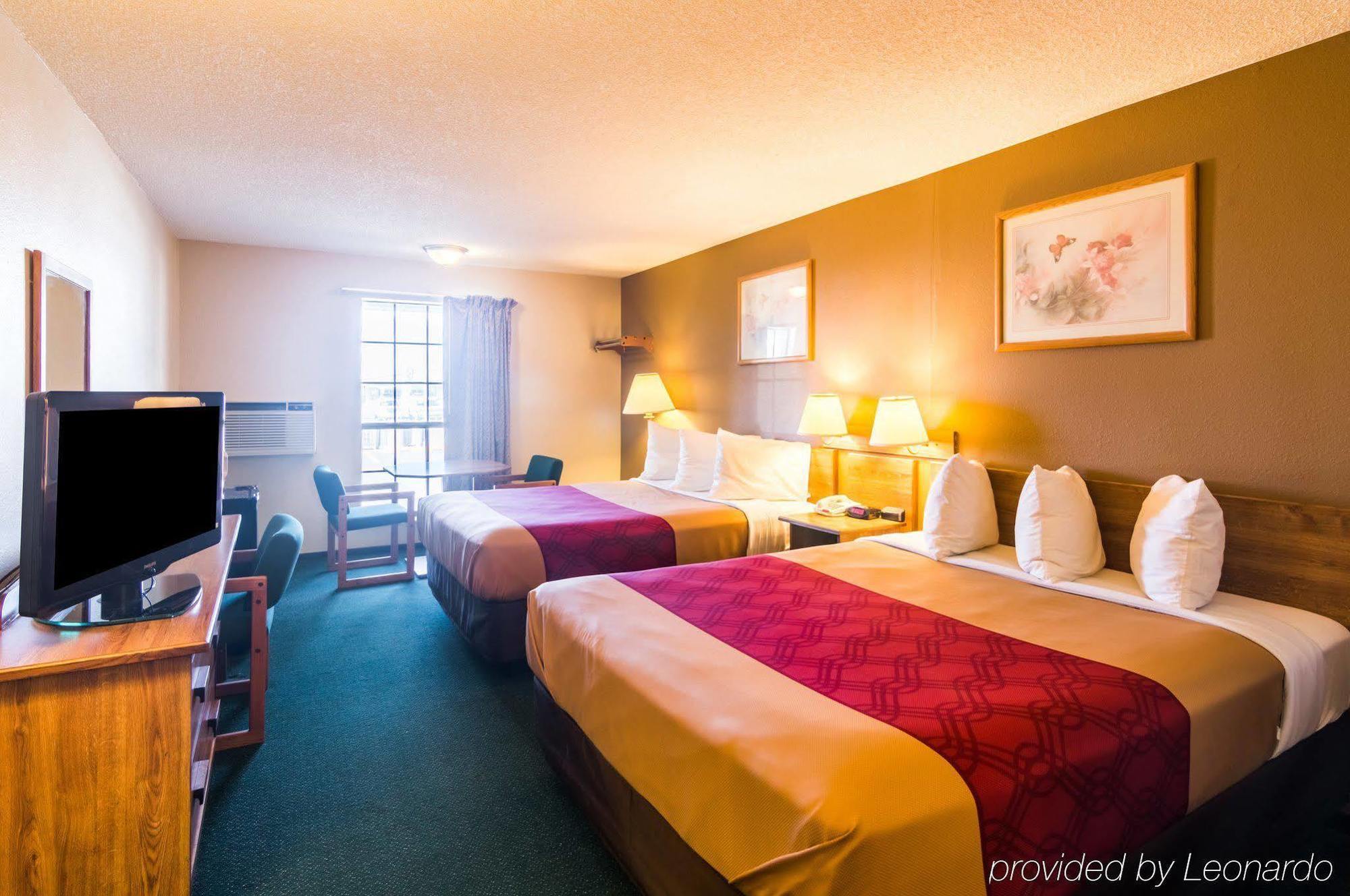 Econo Lodge Дюмес Екстер'єр фото