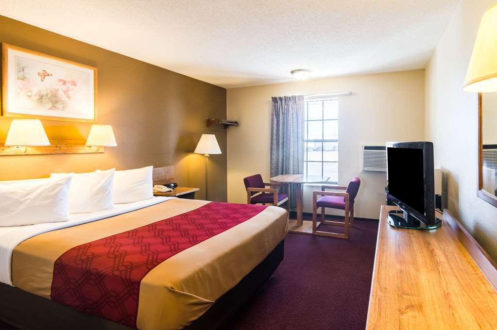 Econo Lodge Дюмес Номер фото